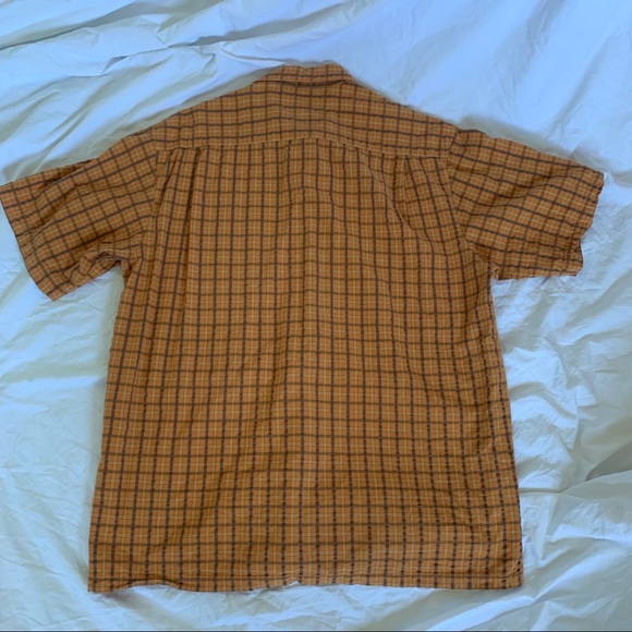 Men’s Columbia Short Sleeve Shirt Very Nice - Picture 4 of 4